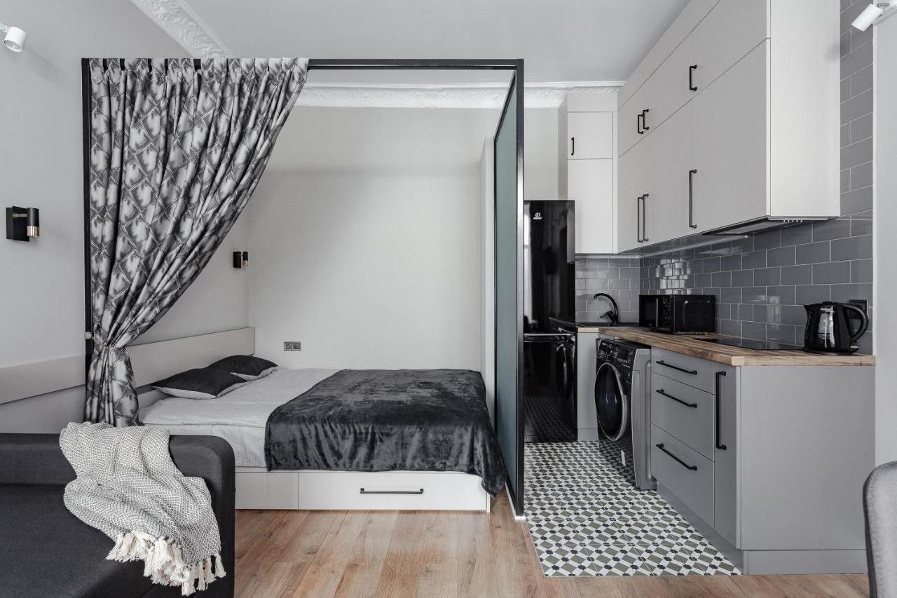 City Centre Silver Apartment Одеса Екстериор снимка