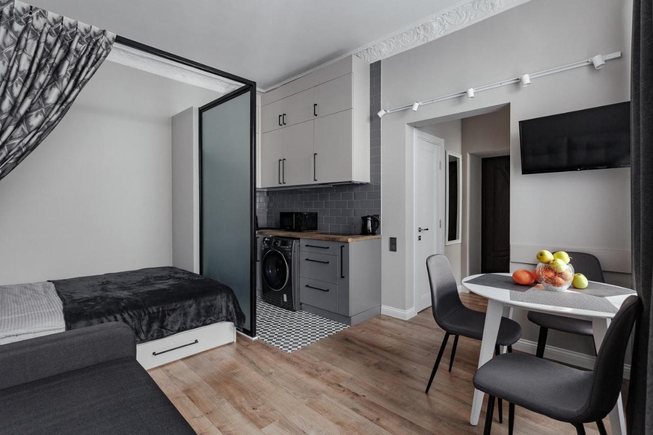 City Centre Silver Apartment Одеса Екстериор снимка